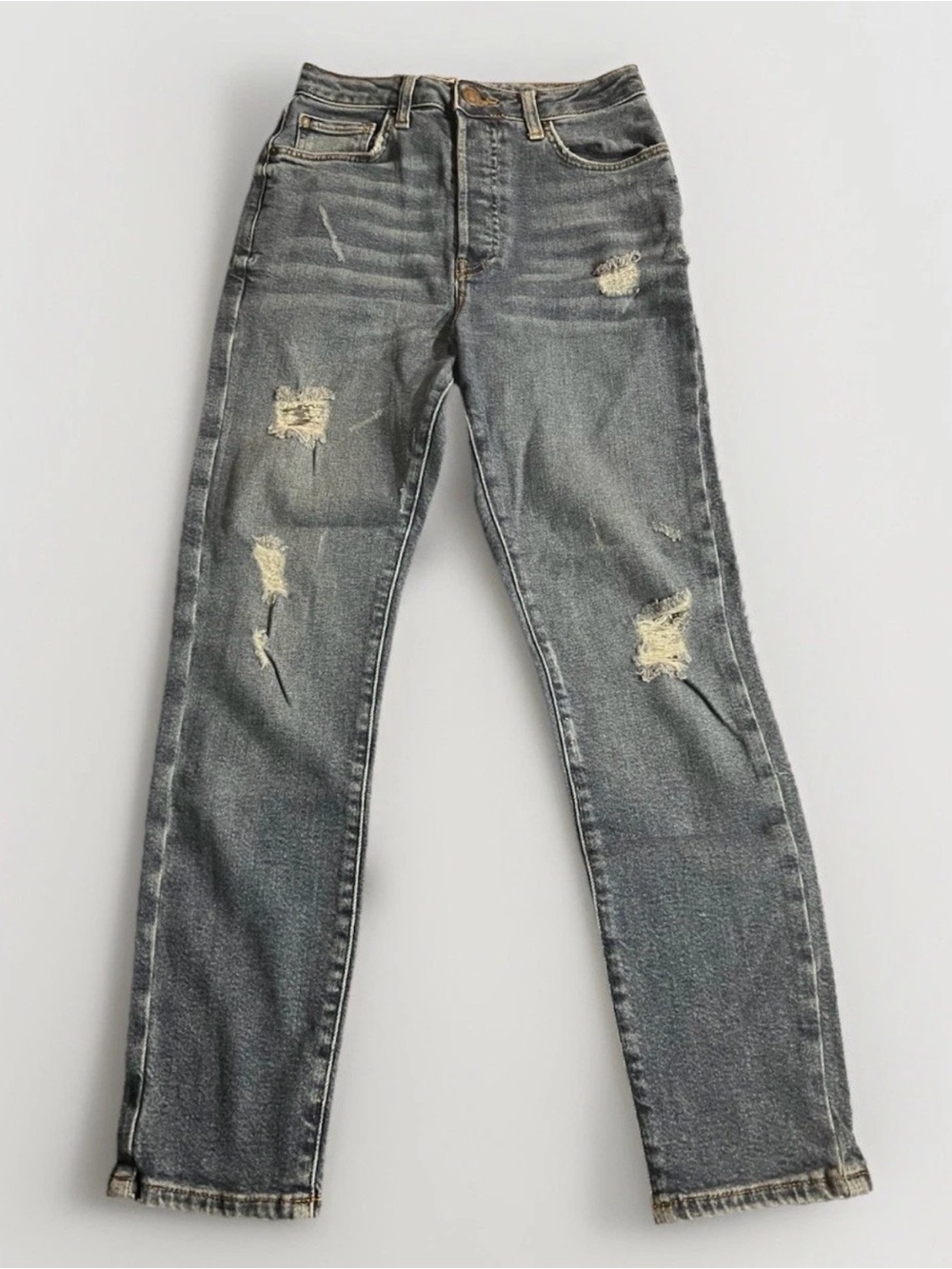 Forever 21 Distressed Straight Leg Jeans - Gray